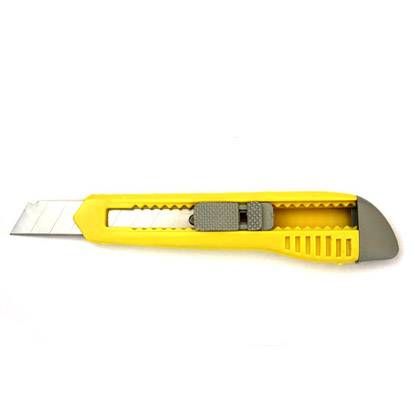 Cuțit 18 mm, carcasă din plastic